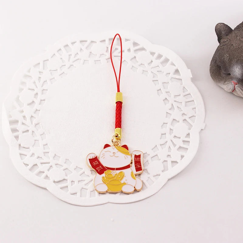 Cute Cartoon Japanese Lucky Cat Keychain Phone Charms Car Bag Pendant Jewelry Fortune Key Chain Pray Keyfob Couple Gifts